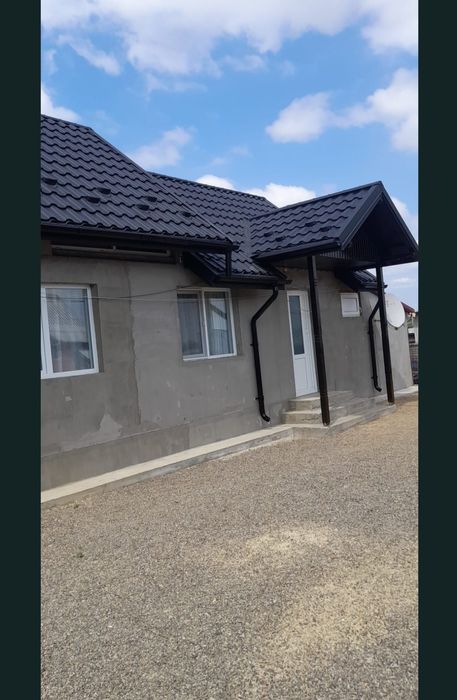 Oferta la tabla la 50 de lei metru pătrat cu montaj cu tot