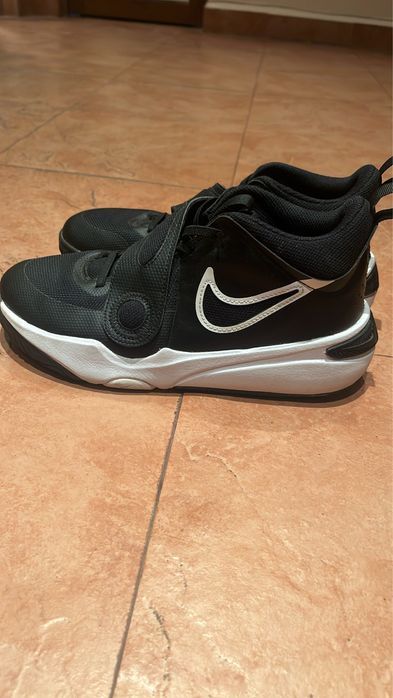 Nike hustle D11 баскетболни обувки