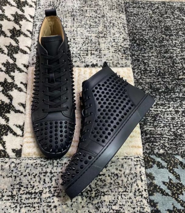 Christian Louboutin High Full Black