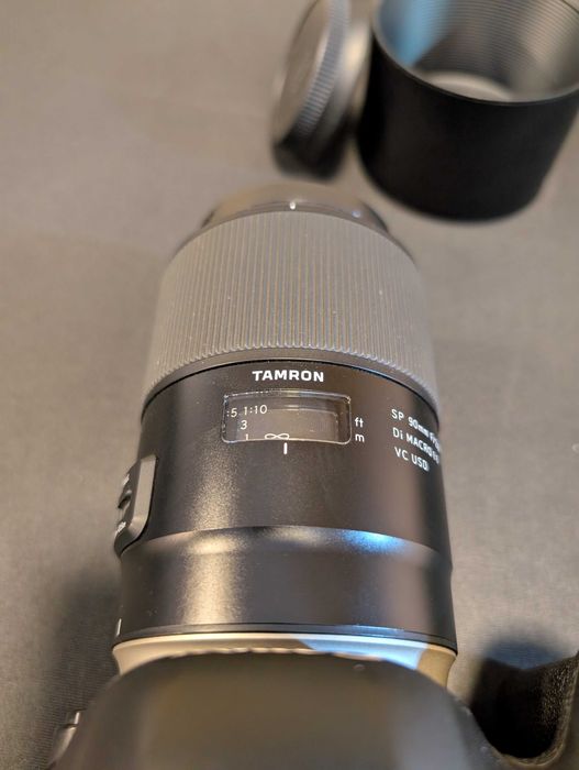 Tamron SP 90mm f/2.8 Di Macro 1:1 VC USD pentru Canon