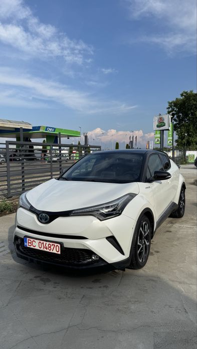 Toyota CHR 1,8 hybrid