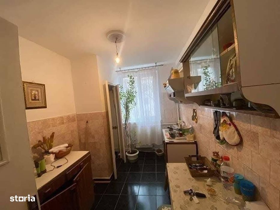 Apartament – Roman - Vedere 2