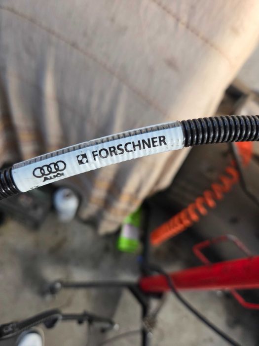 AdBlue маркуч с датчик за Audi/VW/Skoda - 80A131961A (frontD)