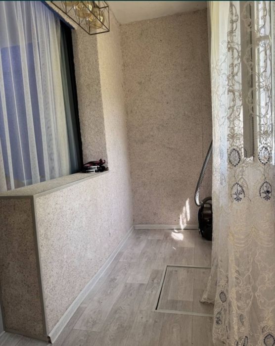 ЭКО базар Феруза Геникология. Срочно продаётся 2х комнатная квартира