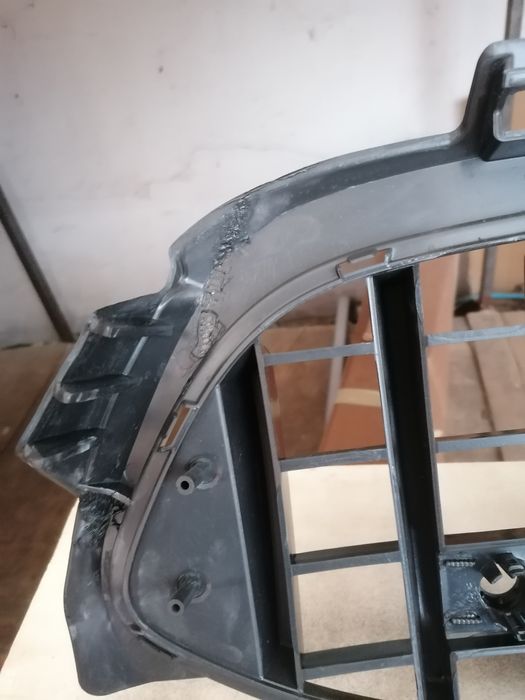 Grila centrala Mercedes Benz W 177