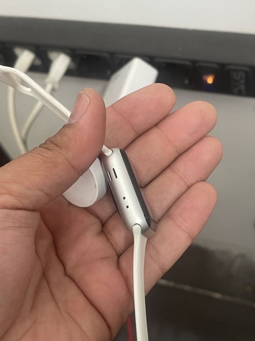 Продaм Apple Watch 3 series