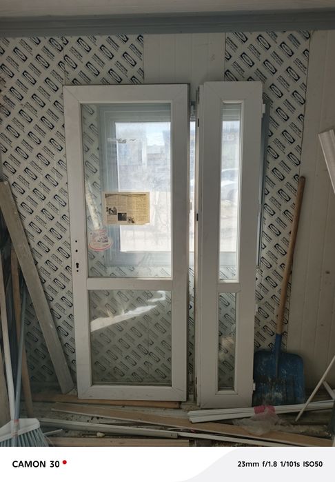 Продам дверь пластиковый