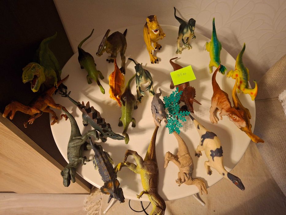 Детски играчки динозаври, животни и риби