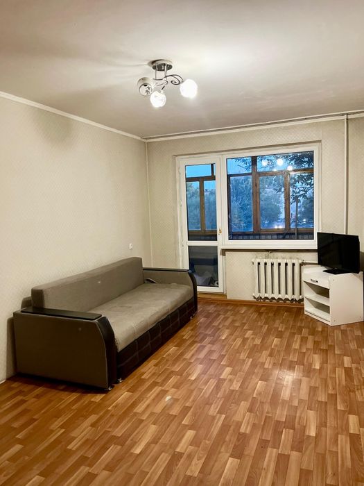 Сдам квартиру на 16 мкр.