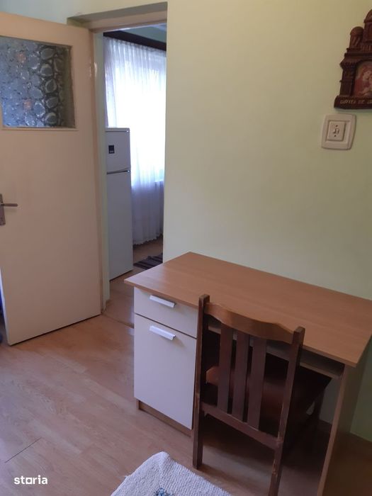 Vind apartament 2 camere în Trivale, zona complex 1