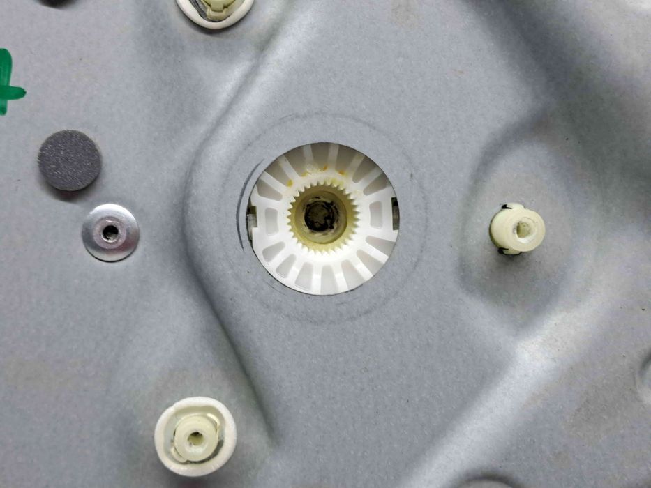 Macara electrica geam dreapta fata Volkswagen Caddy 3 (2KA, 2KH) [Fabr