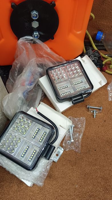 Противотуманки продам