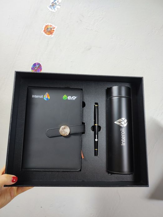 Именной блокнот и ручка. Подарки.