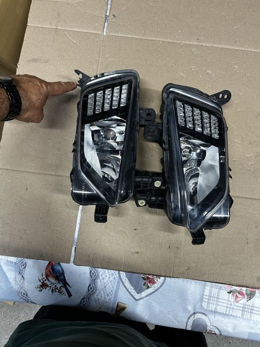 Proiectoare led stânga dreapta vw polo 2g.