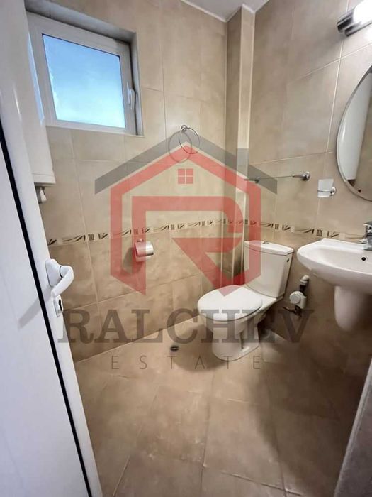 Дава се под наем Тристаен апартамент в Варна, Генералите - 85 кв.м за 648.21 € - Снимка #18