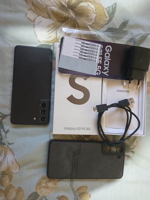 Продам телефон Samsung s21 FE