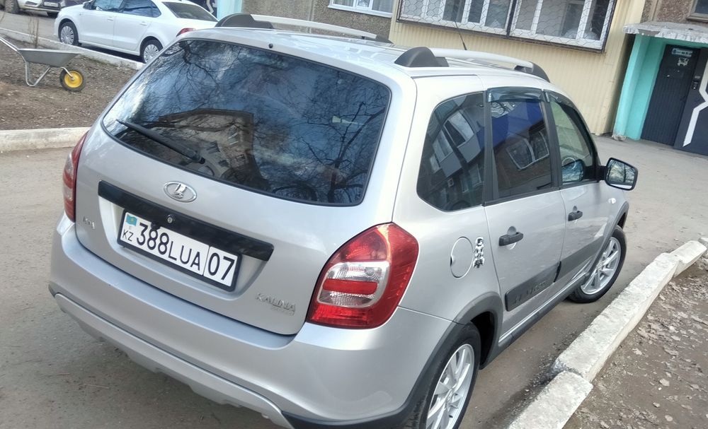 Продам ладу калину 2 кросс