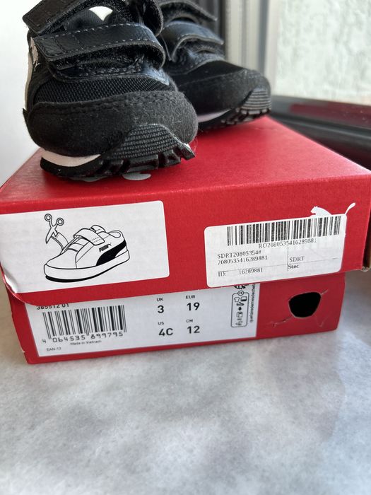Sneakers bebelusi Puma,marime 19(12cm)