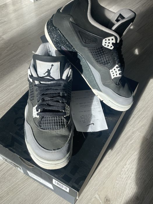 NIKE AIR Jordan 4 Retro