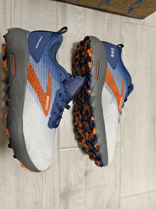 Pantofi trail Brooks Cascadia 17 Noi