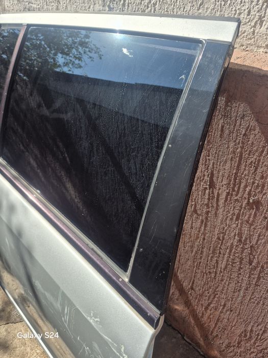 Задние двери Mercedes S211 универсал