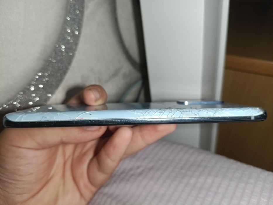 Samsung s20 128гб