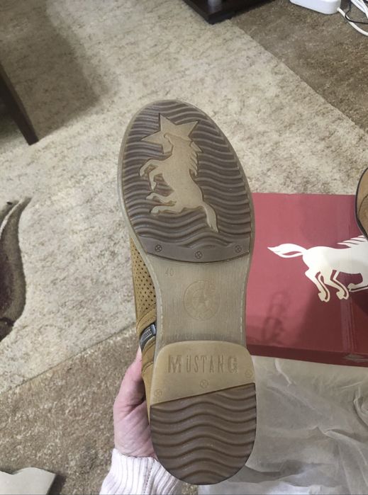 Дамски есенни боти Mustang - 40