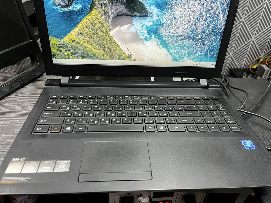 Ноутбук Lenovo b50-70