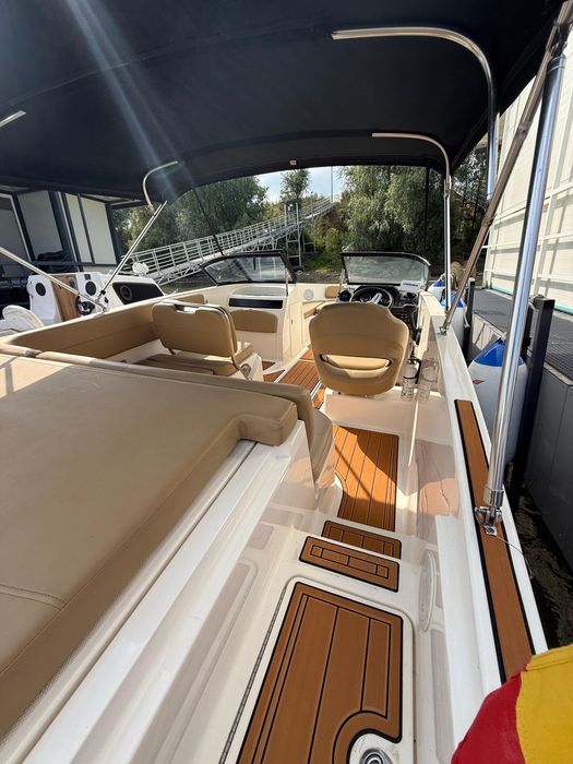 Barca bayliner  vr5