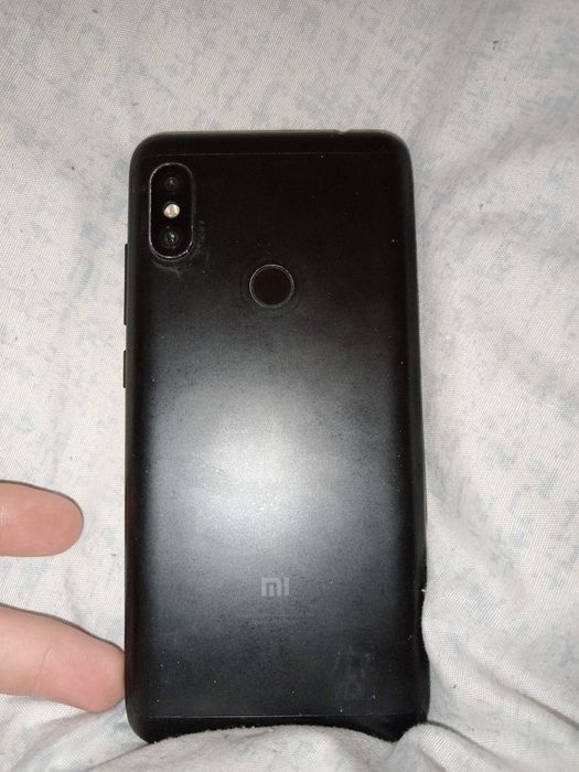 Обменяю 2 телефона на один