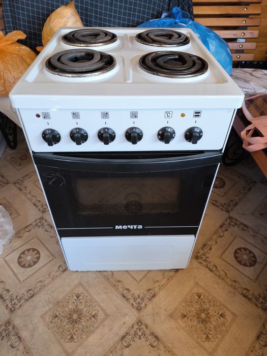 Продам эл плиту в отличном состоянии