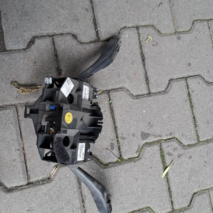 Оригинален лост  фарове/чистачки AUDI А4/A8/S8 Vw Turan