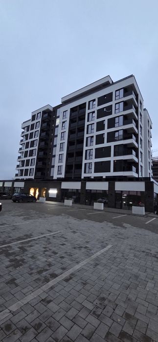 Inchiriez apartament nou , 2 camere, bloc nou