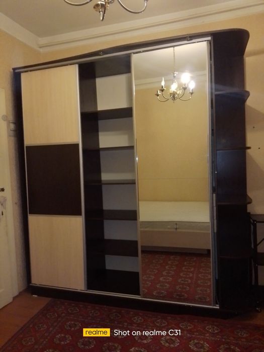 Спальный гарнитур отличный самовывоз