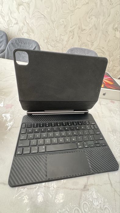 Продам Ipad 11 pro M1 256 GB Wifi фулл комплект