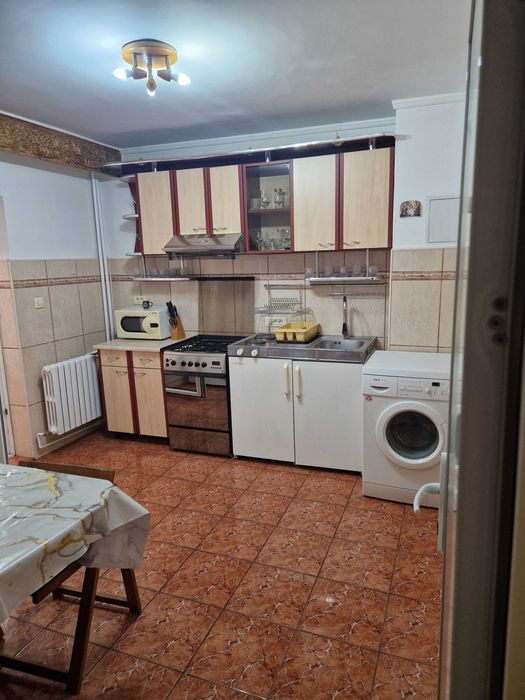 Apartament locatie centrala  - 2 camere de inchiriat