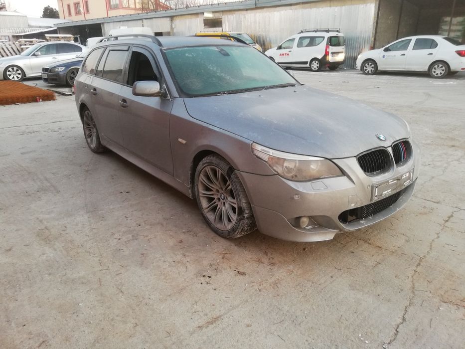 Aripa BMW E60, e61