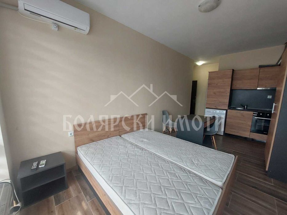 Дава се под наем Едностаен апартамент в Велико Търново, Бузлуджа - 30 кв.м за 255 € - Снимка #1