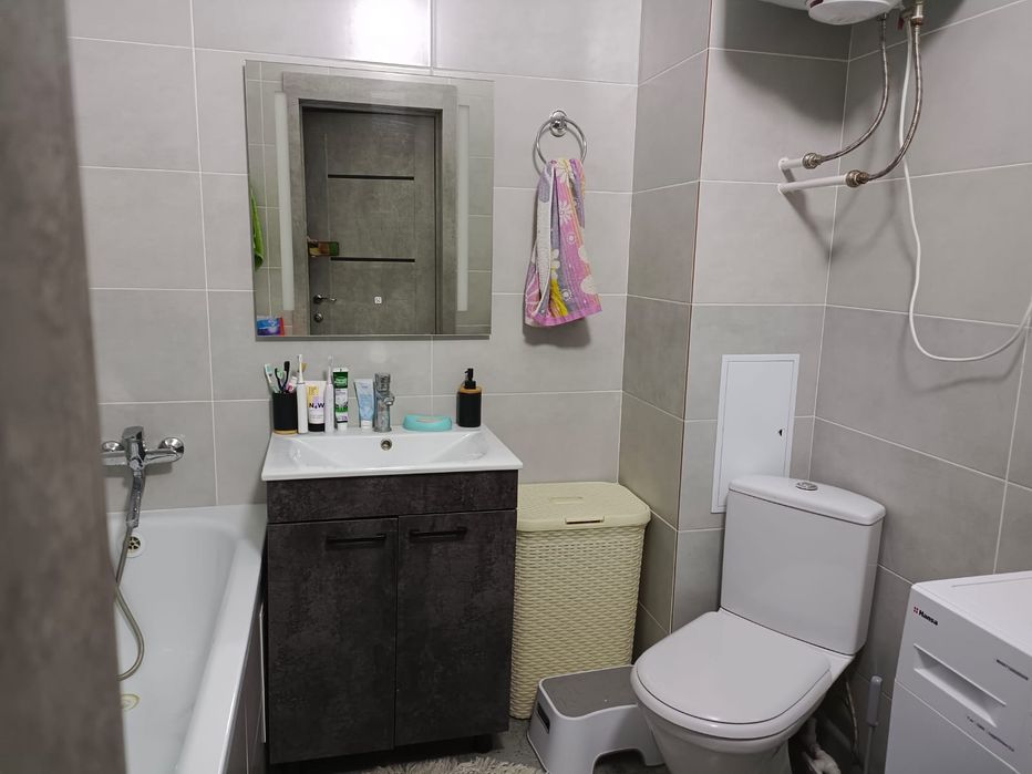 Продам квартиру евро 3 в  центре ЖК Гермес