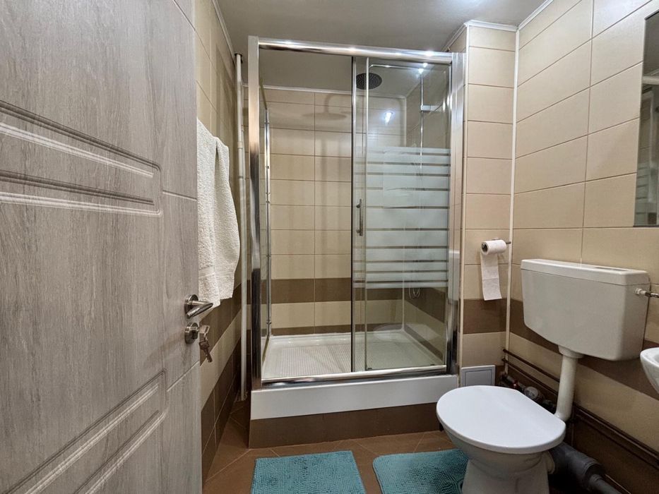 Vand apartament cu 4 camere zona Dristor - Fizicienilor