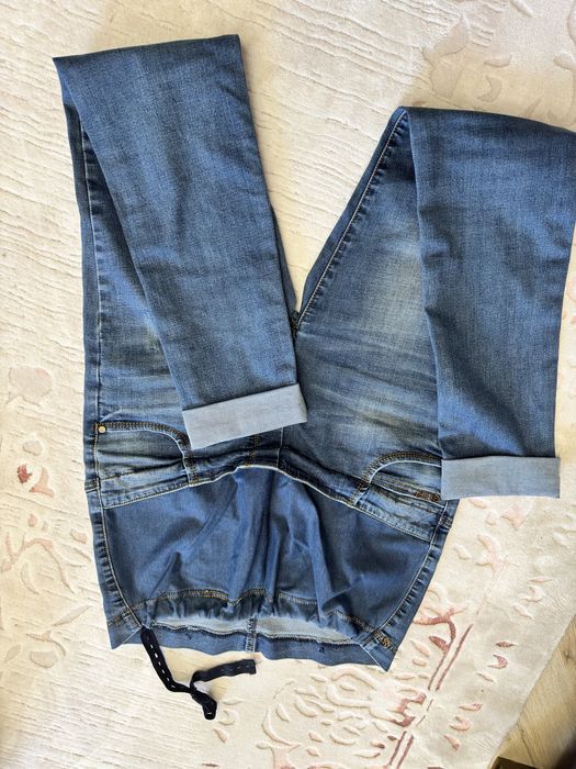 Продам дешево, джинсы/комбинезон