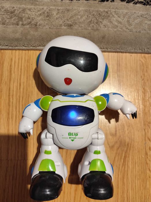 jucarie robot BINGO cu 4 baterii AA