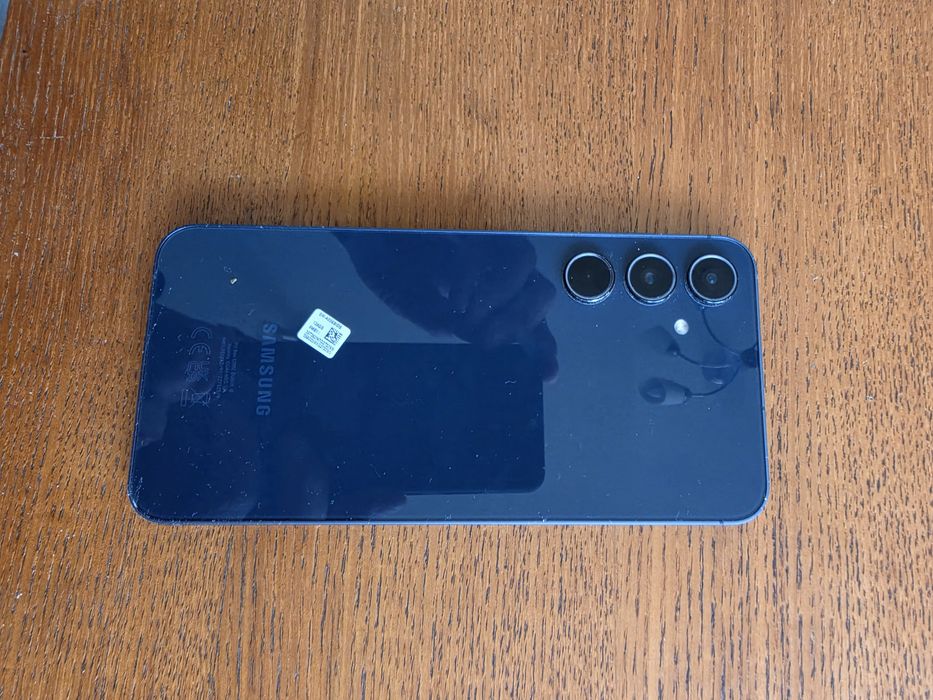 Продавам Samsung galaxy A55 5G