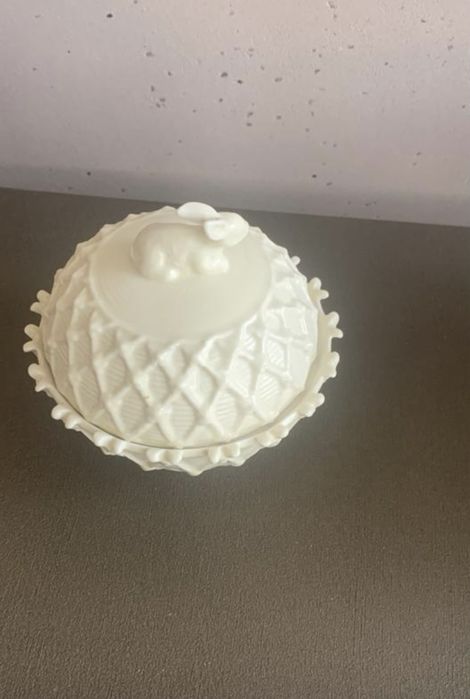 Сахарница . Фарфор . Коллекция зайцы .