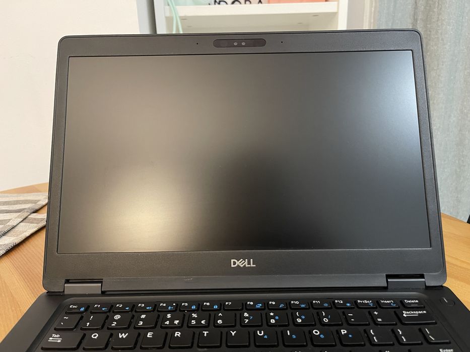 laptop dell, Laptop Dell business i5 | Cameră | Stare foarte bună