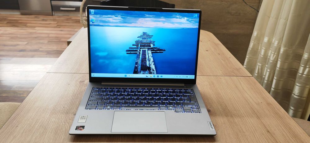 Супер лаптоп Lenovo ThinkBook 14 G7 с 6-ядрен Ryzen5-7535HS 14" Full HD, 512GB, 16GB DDR5, 60Wh, Windows 11