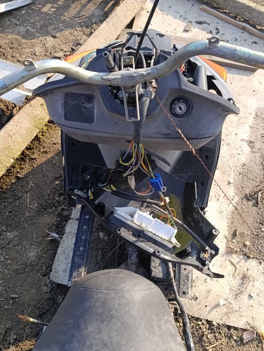 Скутер на части Suzuki AN125