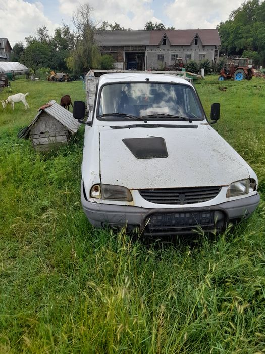 Vând 2 mașini pt Dezmebrari
