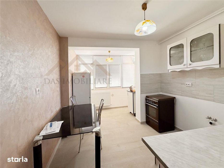 Apartament 3 camere, decomandat, etaj 4, Vlad Tepes