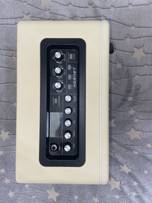 Гитара Cort CR100, Комбоусилитель Mooer